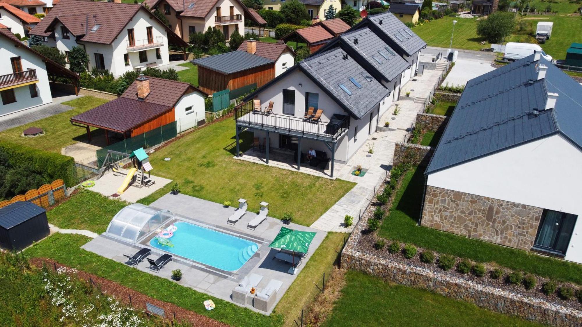 Apartmanove Domy Lipno 1 フリンブルク エクステリア 写真