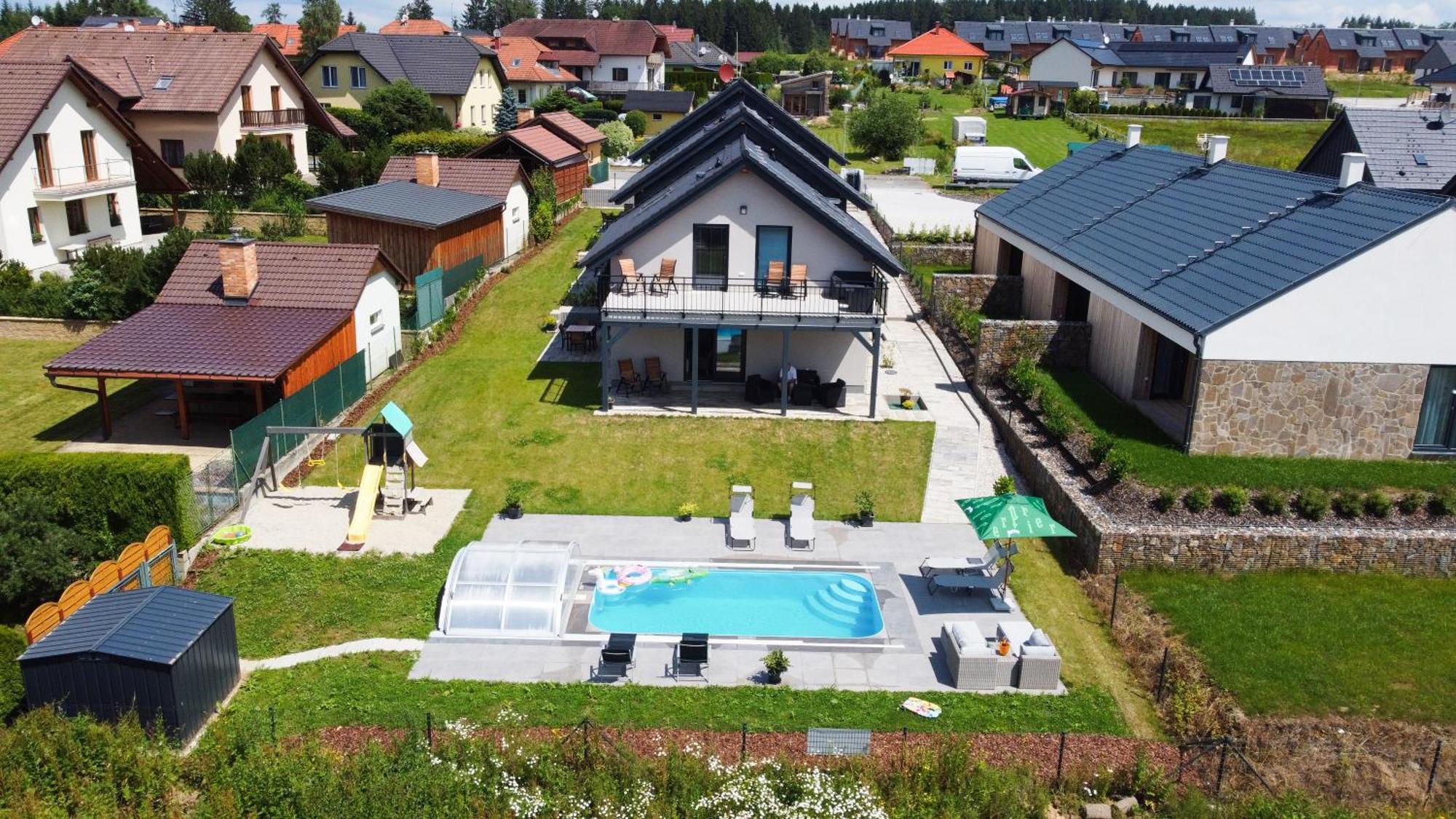 Apartmanove Domy Lipno 1 フリンブルク エクステリア 写真