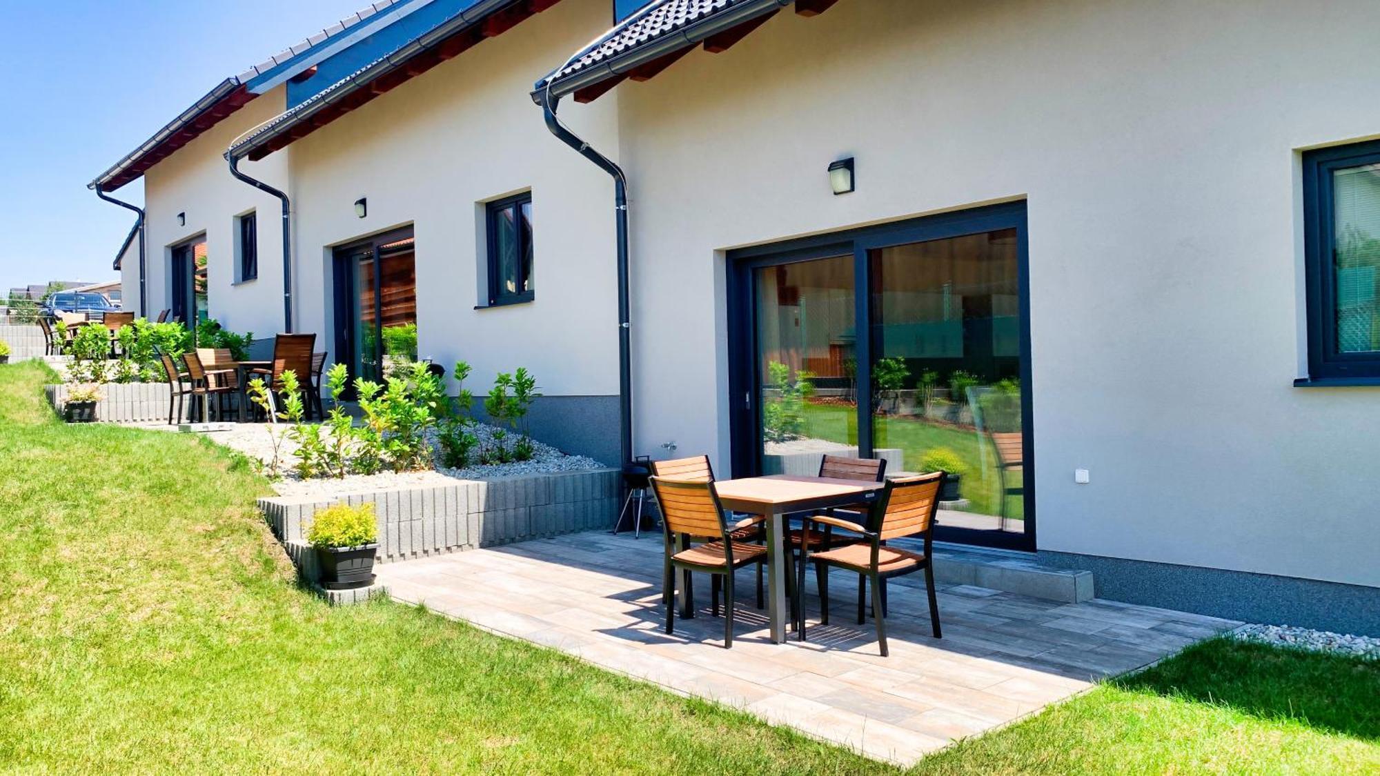 Apartmanove Domy Lipno 1 フリンブルク エクステリア 写真