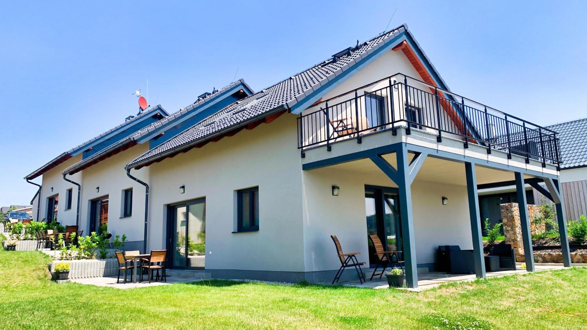 Apartmanove Domy Lipno 1 フリンブルク エクステリア 写真